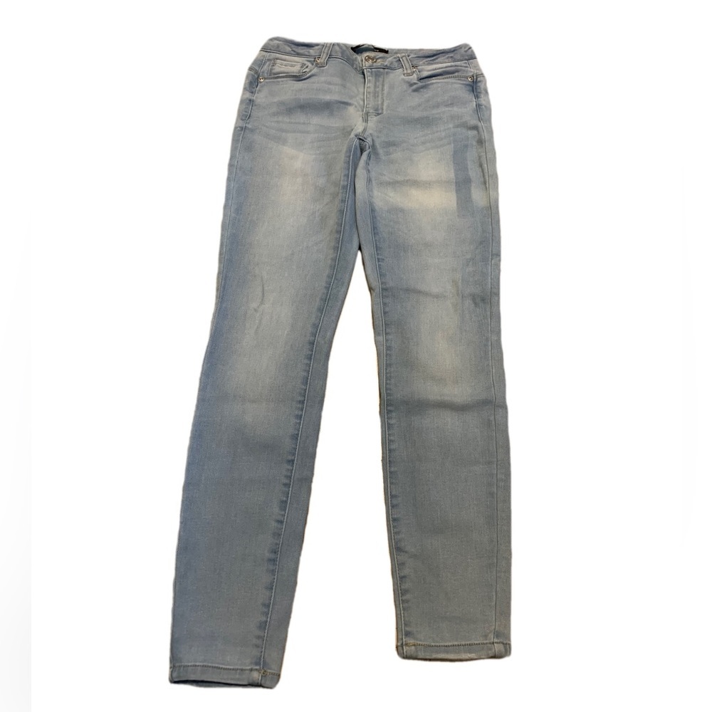 💜 Bluenotes Light Wash Denim Jeans - Size 27, Short  High-Rise, Skinny Fit